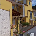 Macri 2* Ischia