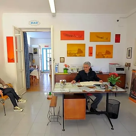 Macri 2* Ischia