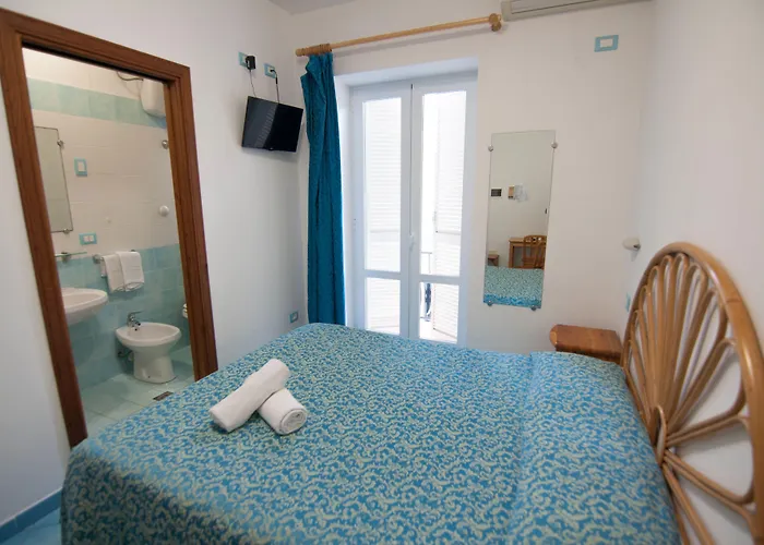 Macri Ξενοδοχείο Ίσκια